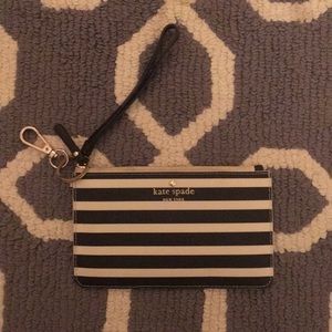 Wristlet (Kate Spade)